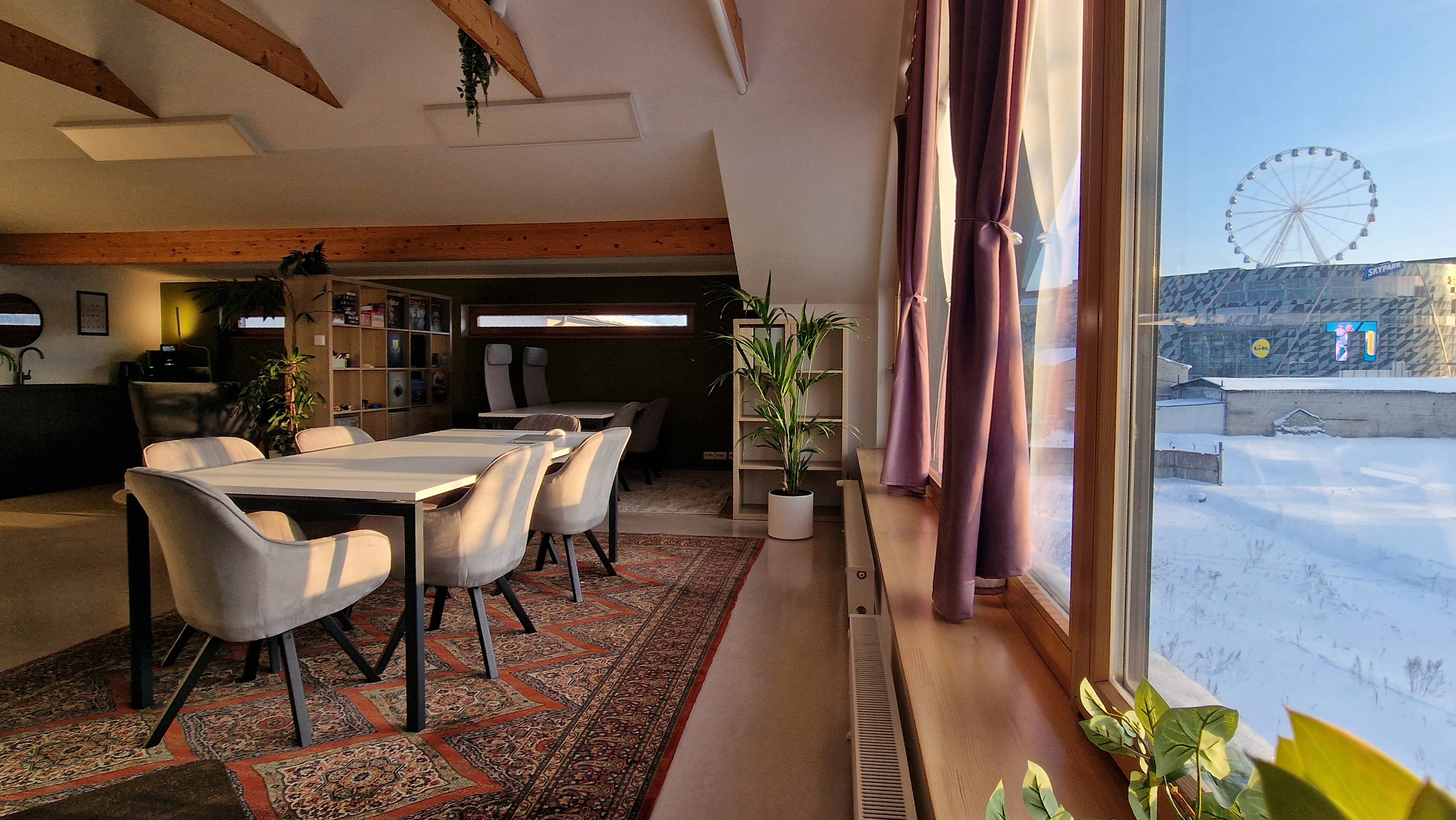 An Ambiance Crafted for You — photo 1 of 15